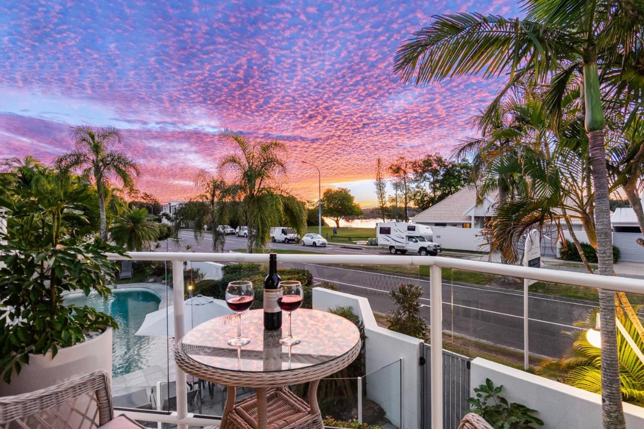 Noosa Boutique Apartments & Elkhorn Villas Bagian luar foto