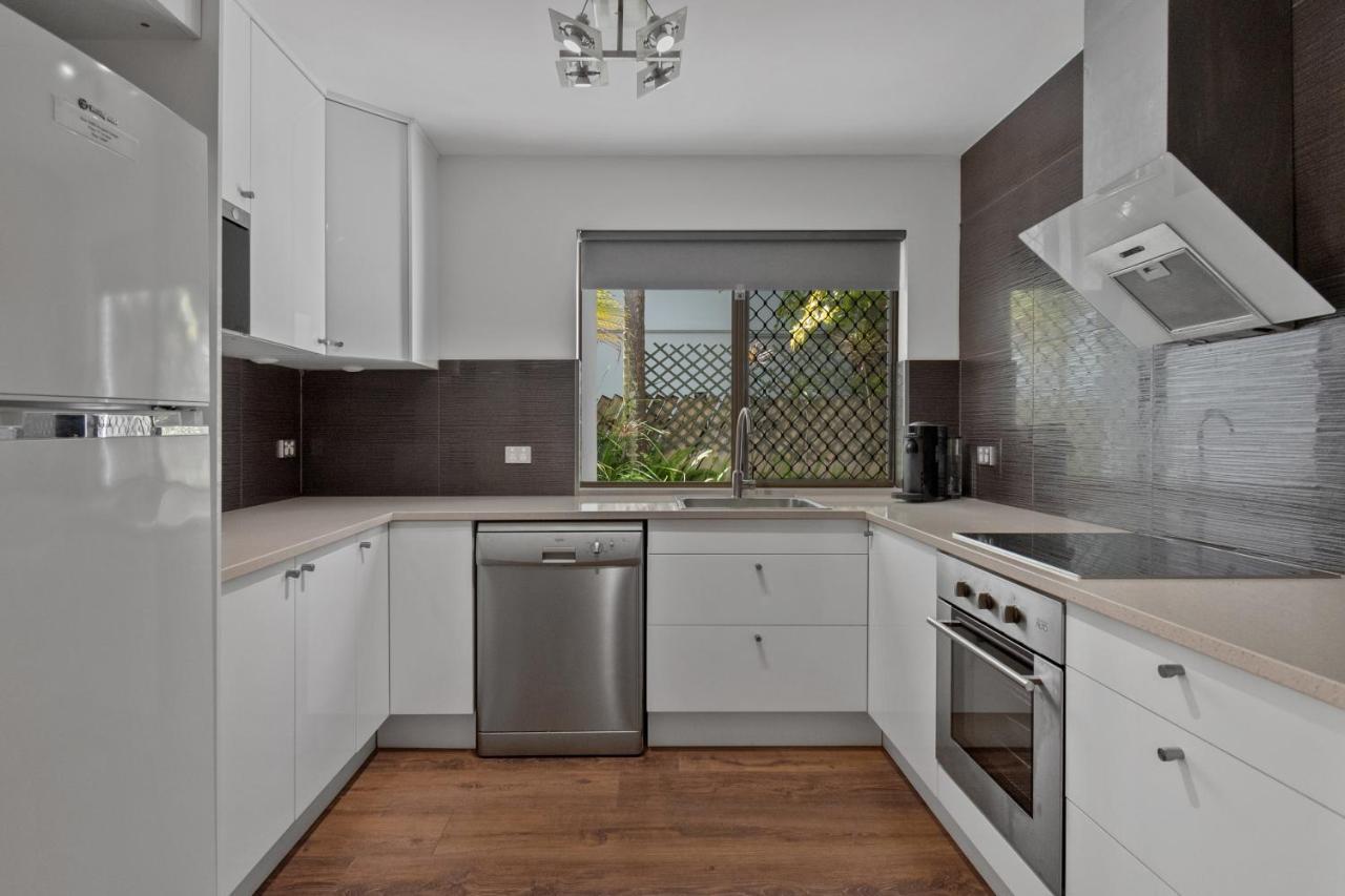 Noosa Boutique Apartments & Elkhorn Villas Bagian luar foto