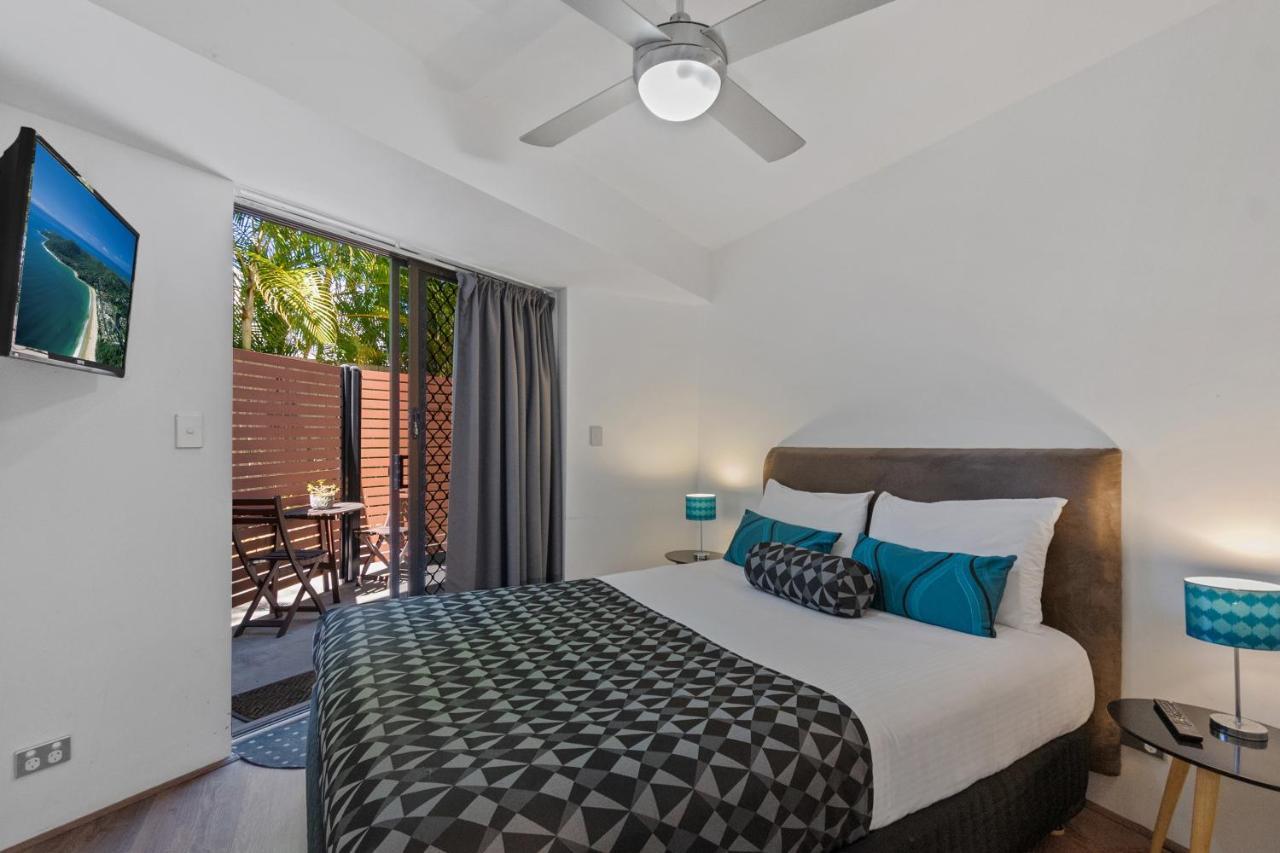 Noosa Boutique Apartments & Elkhorn Villas Bagian luar foto