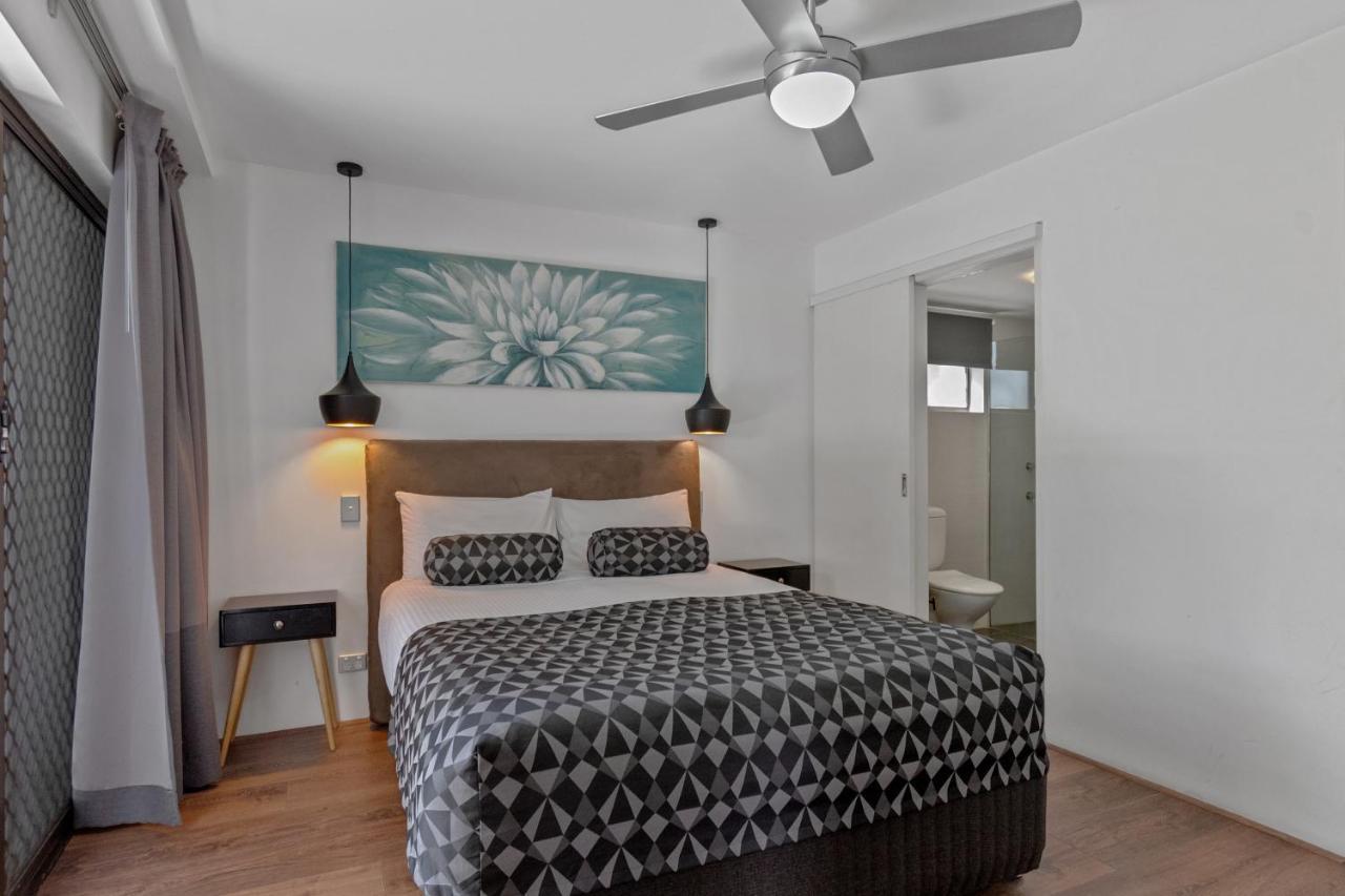 Noosa Boutique Apartments & Elkhorn Villas Bagian luar foto