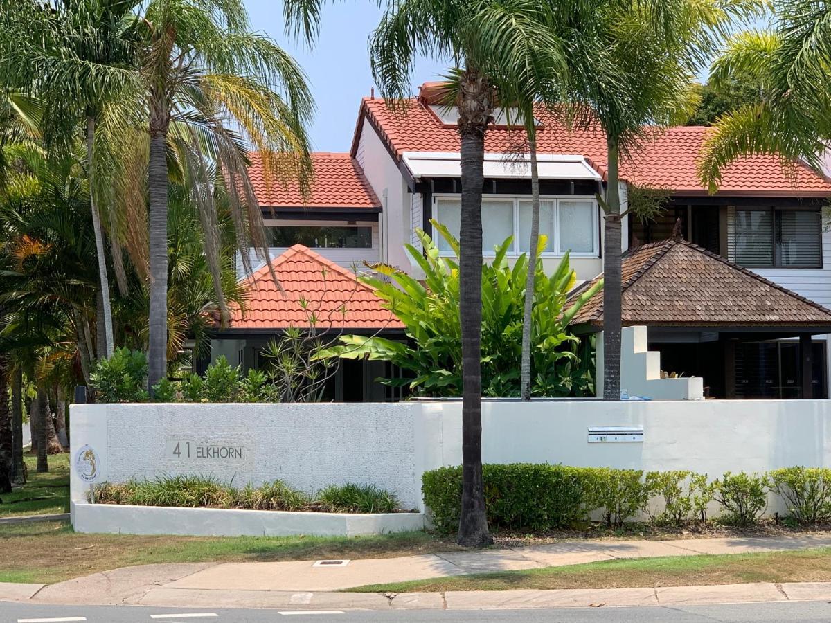 Noosa Boutique Apartments & Elkhorn Villas Bagian luar foto