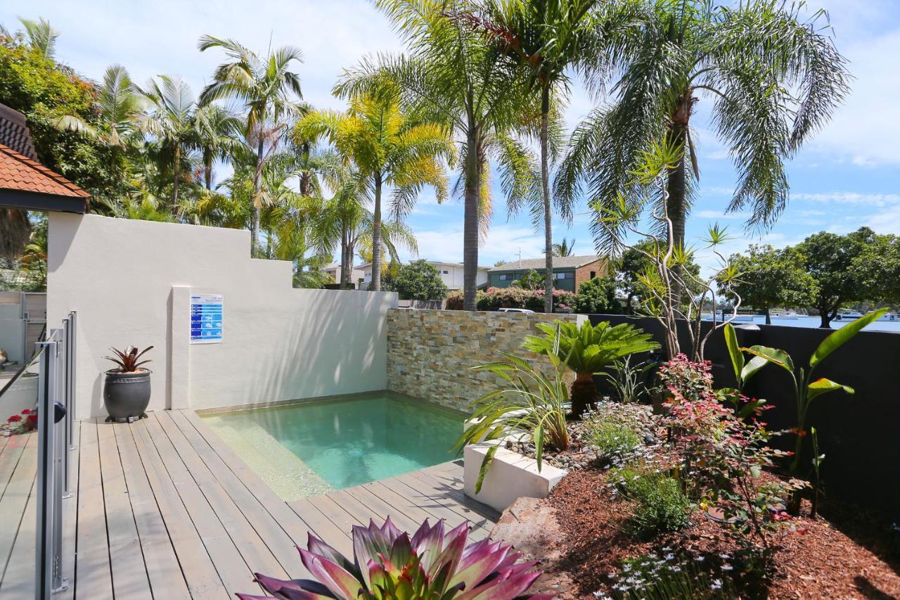 Noosa Boutique Apartments & Elkhorn Villas Bagian luar foto