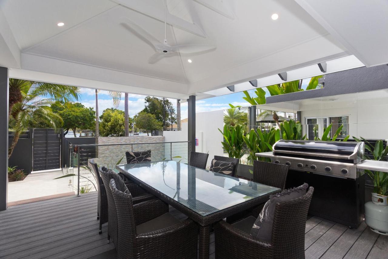 Noosa Boutique Apartments & Elkhorn Villas Bagian luar foto