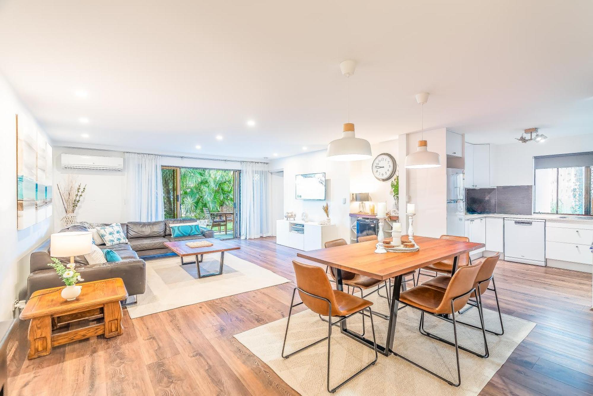 Noosa Boutique Apartments & Elkhorn Villas Bagian luar foto