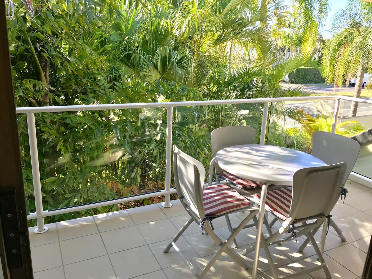 Noosa Boutique Apartments & Elkhorn Villas Bagian luar foto