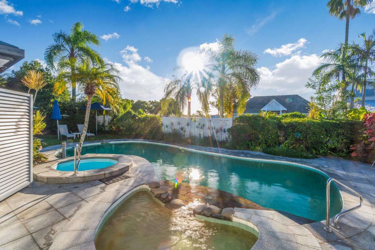 Noosa Boutique Apartments & Elkhorn Villas Bagian luar foto